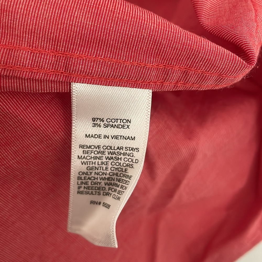 Express button down - Picture 4 of 4